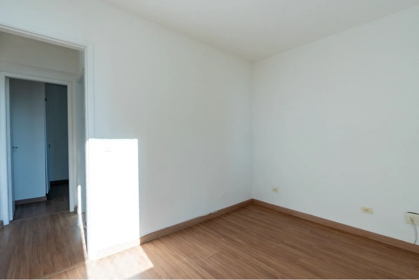 VMT 215 Apto 601241063-3 - REMAX Ville Exclusividades