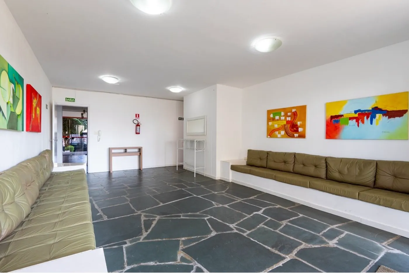 VMT 215 Apto 601241063-3 - REMAX Ville Exclusividades