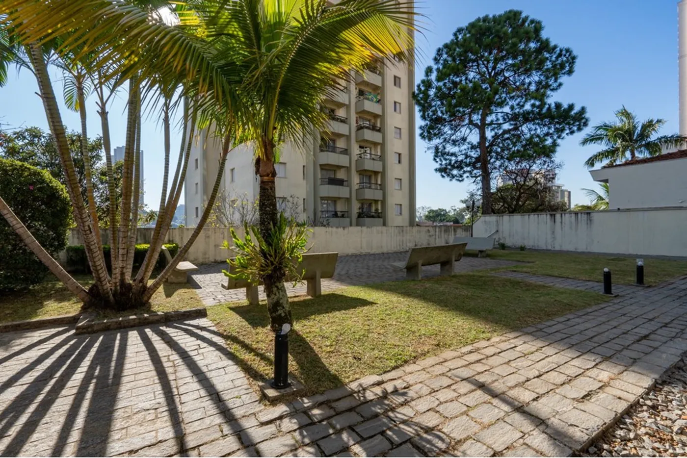 VMT 215 Apto 601241063-3 - REMAX Ville Exclusividades