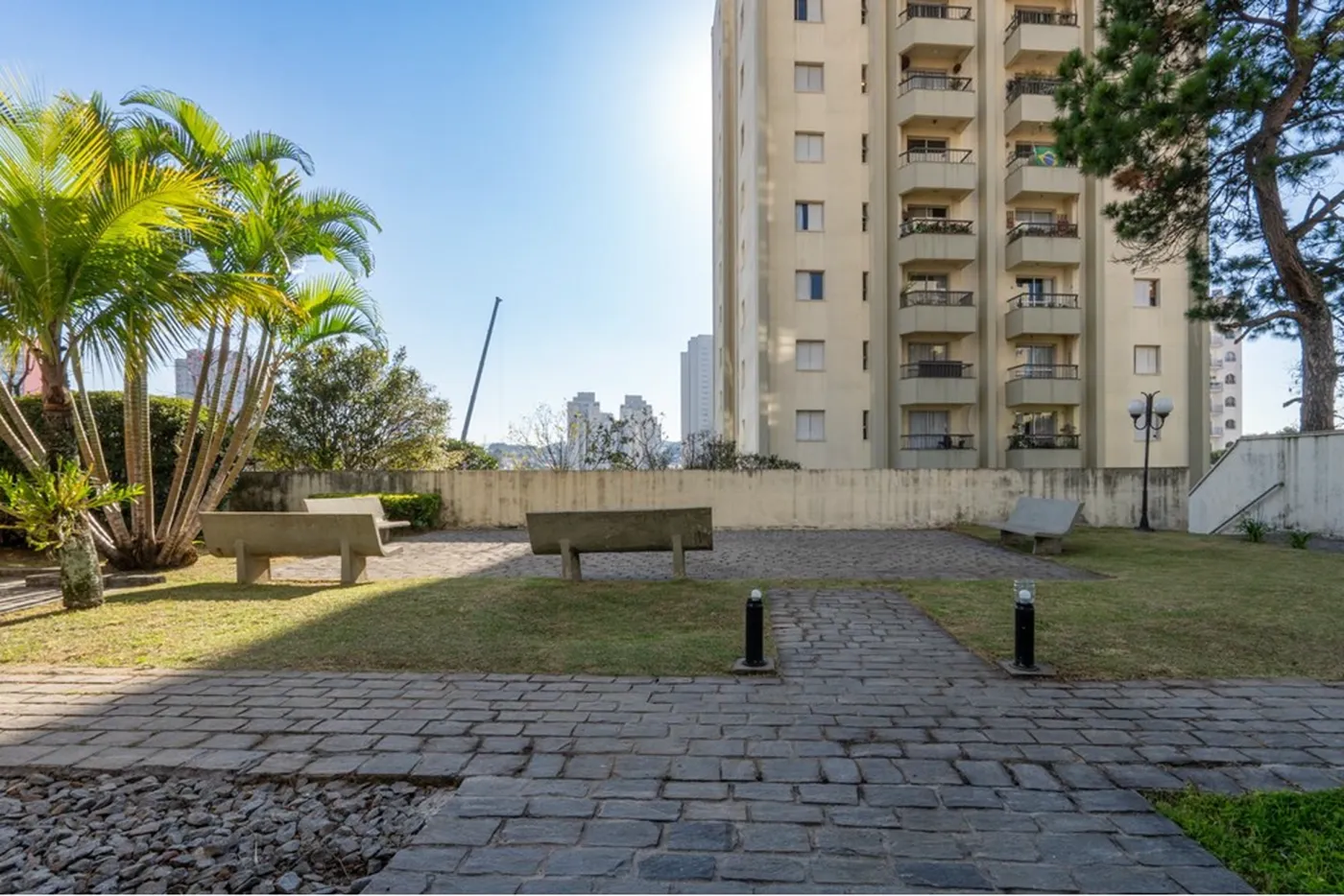 VMT 215 Apto 601241063-3 - REMAX Ville Exclusividades