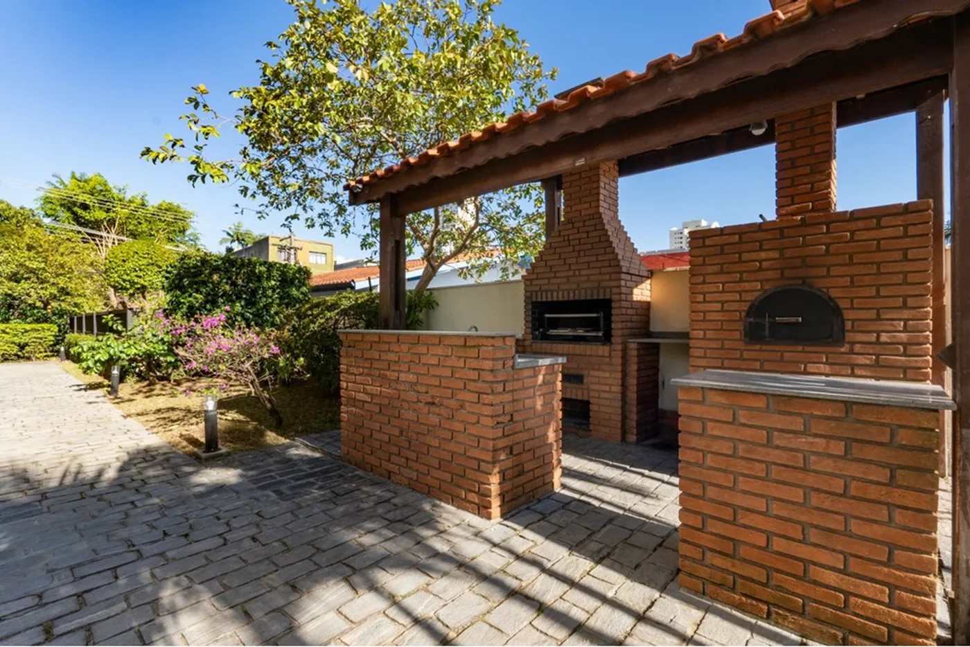 VMT 215 Apto 601241063-3 - REMAX Ville Exclusividades