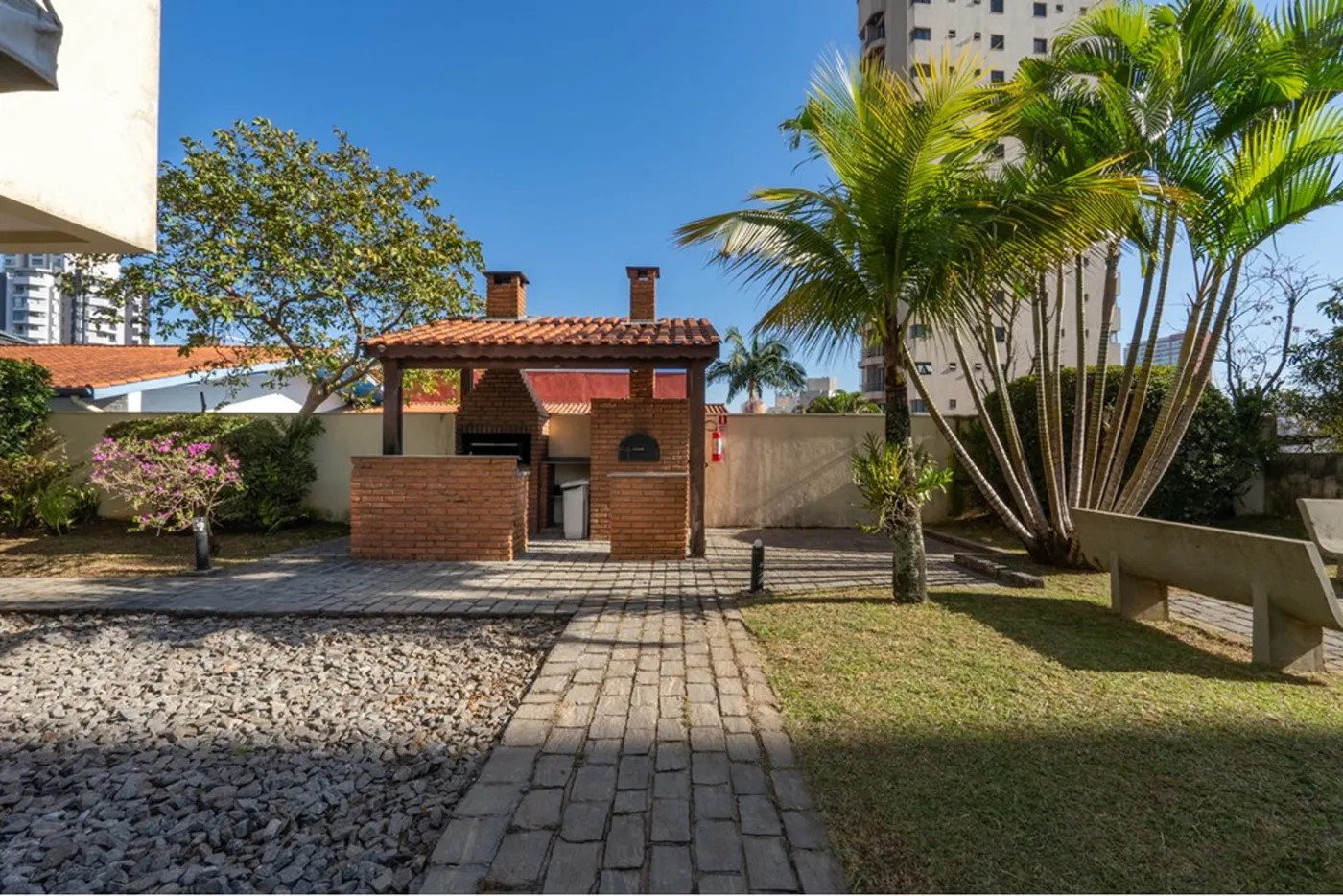 VMT 215 Apto 601241063-3 - REMAX Ville Exclusividades