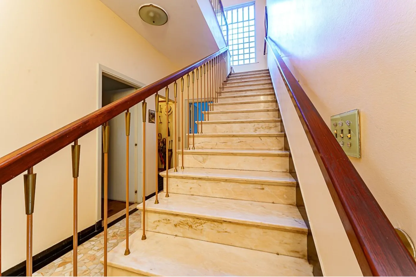 PI 190 601371033-4 - REMAX Boutique Exclusividades