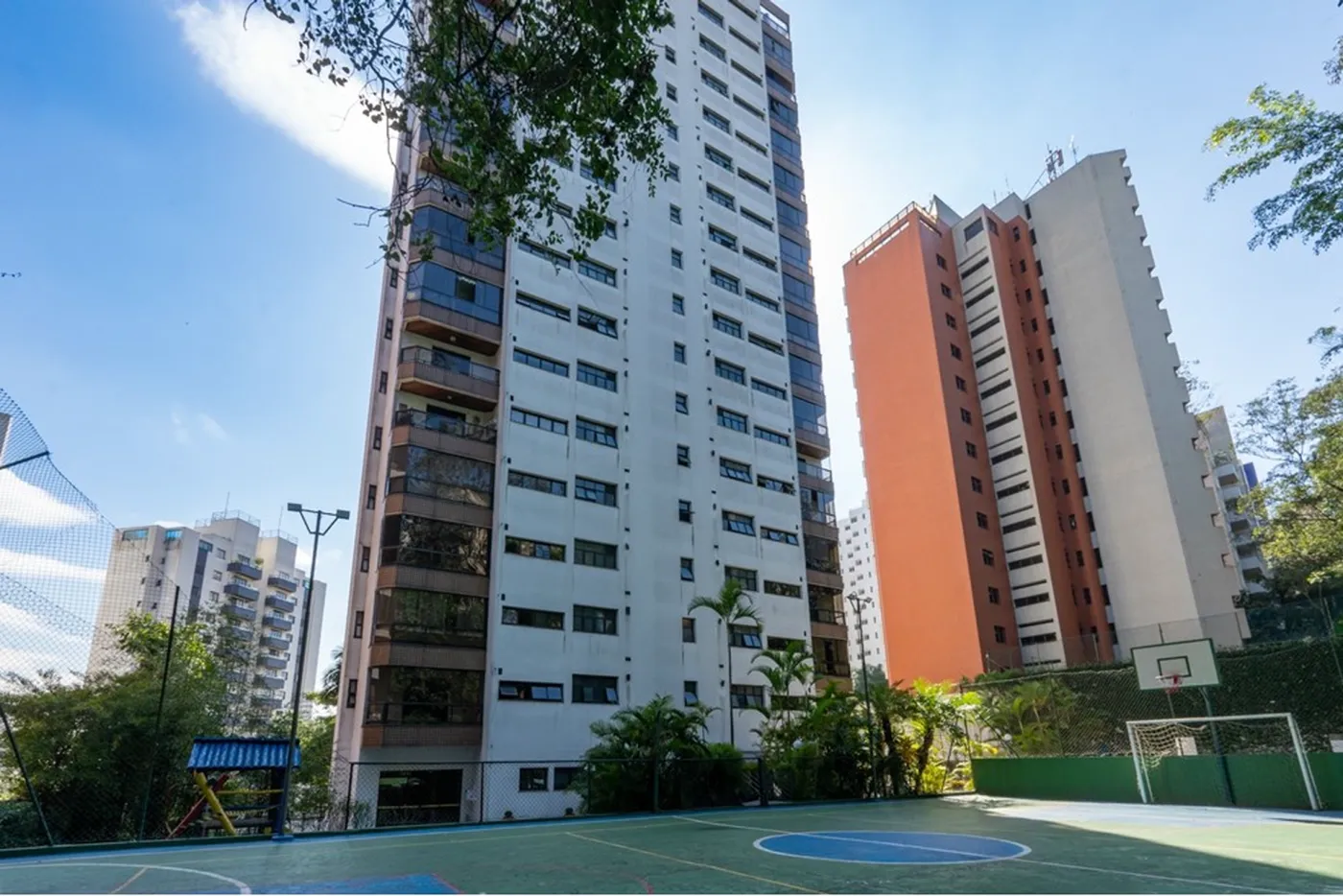 VAA 363 Apto 601131051-33 - REMAX Ares Exclusividades