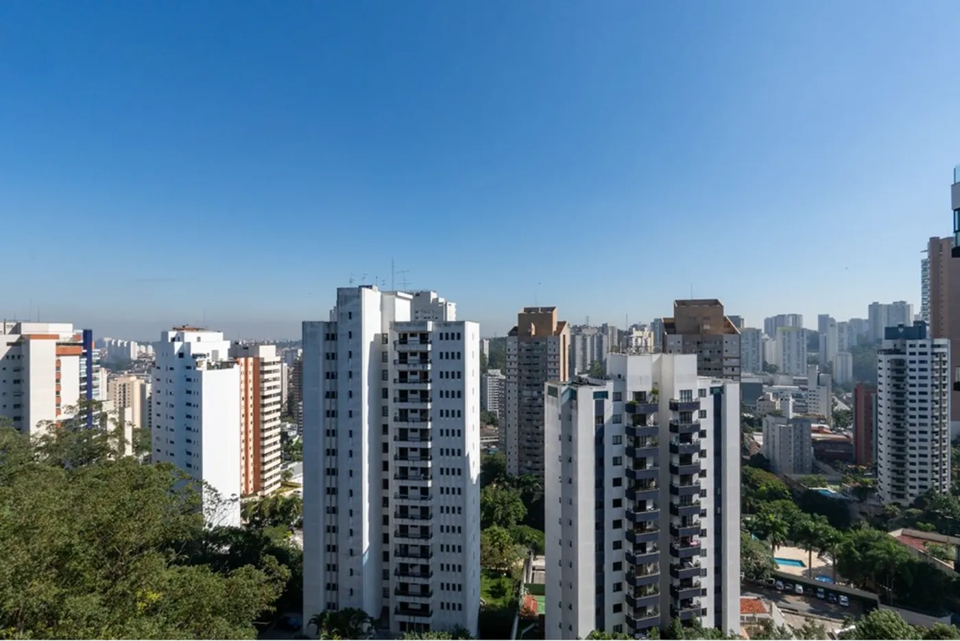 VAA 363 Apto 601131051-33 - REMAX Ares Exclusividades
