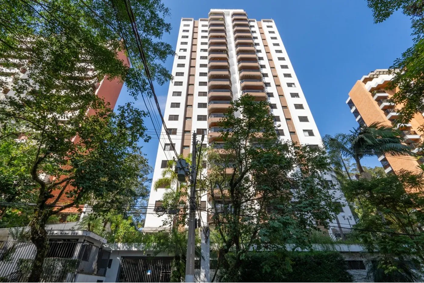 VAA 363 Apto 601131051-33 - REMAX Ares Exclusividades