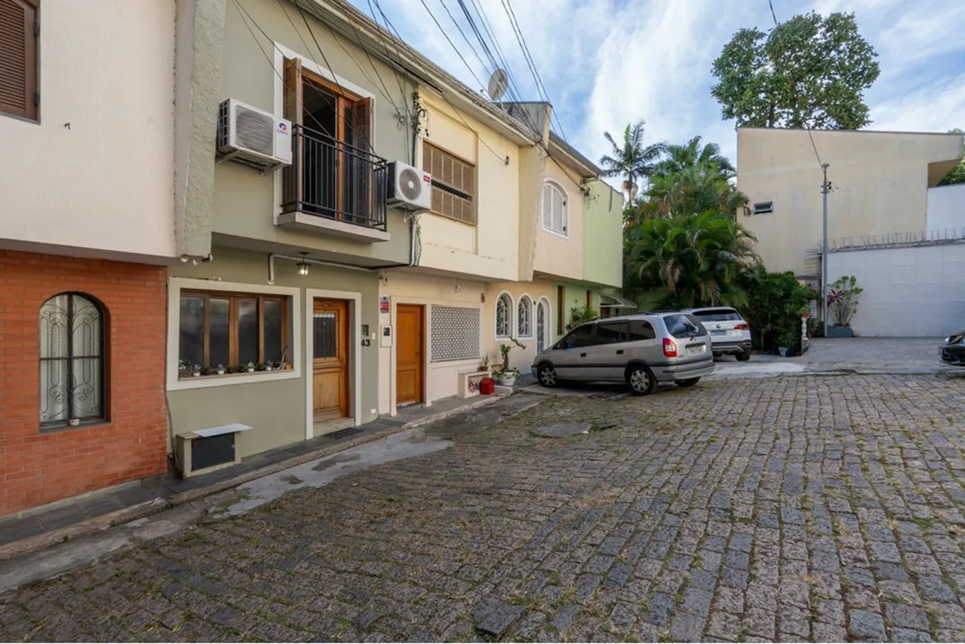CBAR 43 Casa 601131015-77 - REMAX Ares Exclusividades