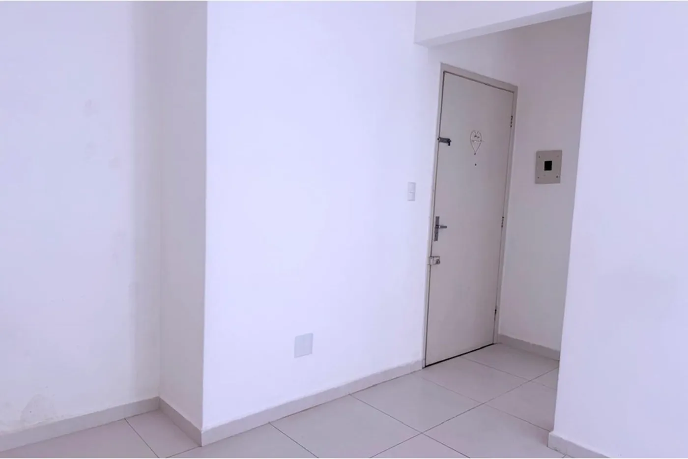 JLCE 620 Apto 612511011-32 - REMAX Moderna Exclusividades