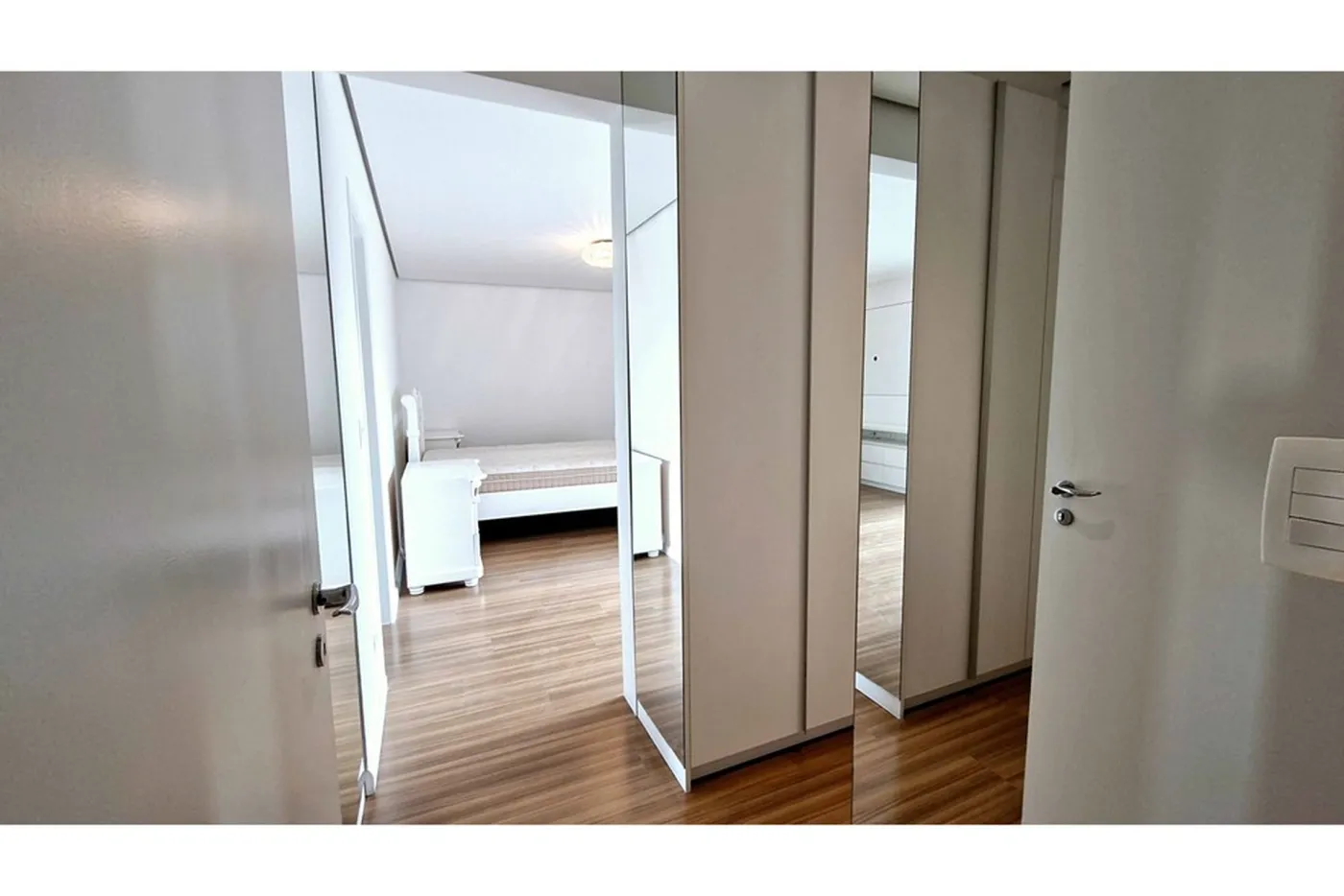 JMWL 1576 Apto 601361053-29 - REMAX Trio Exclusividades