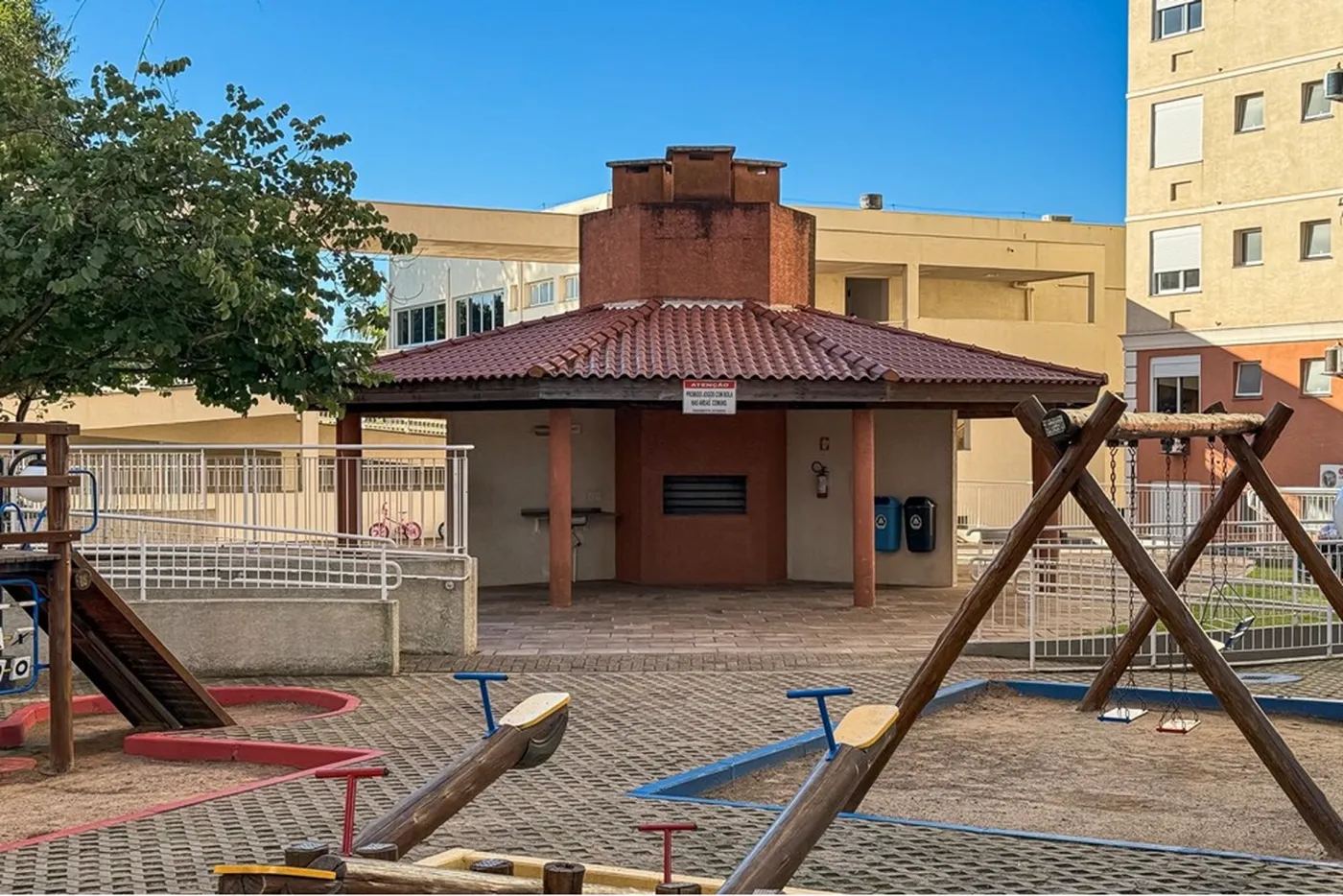 CPC 1684 Apto 612651059-2 - REMAX Pillares Exclusividades