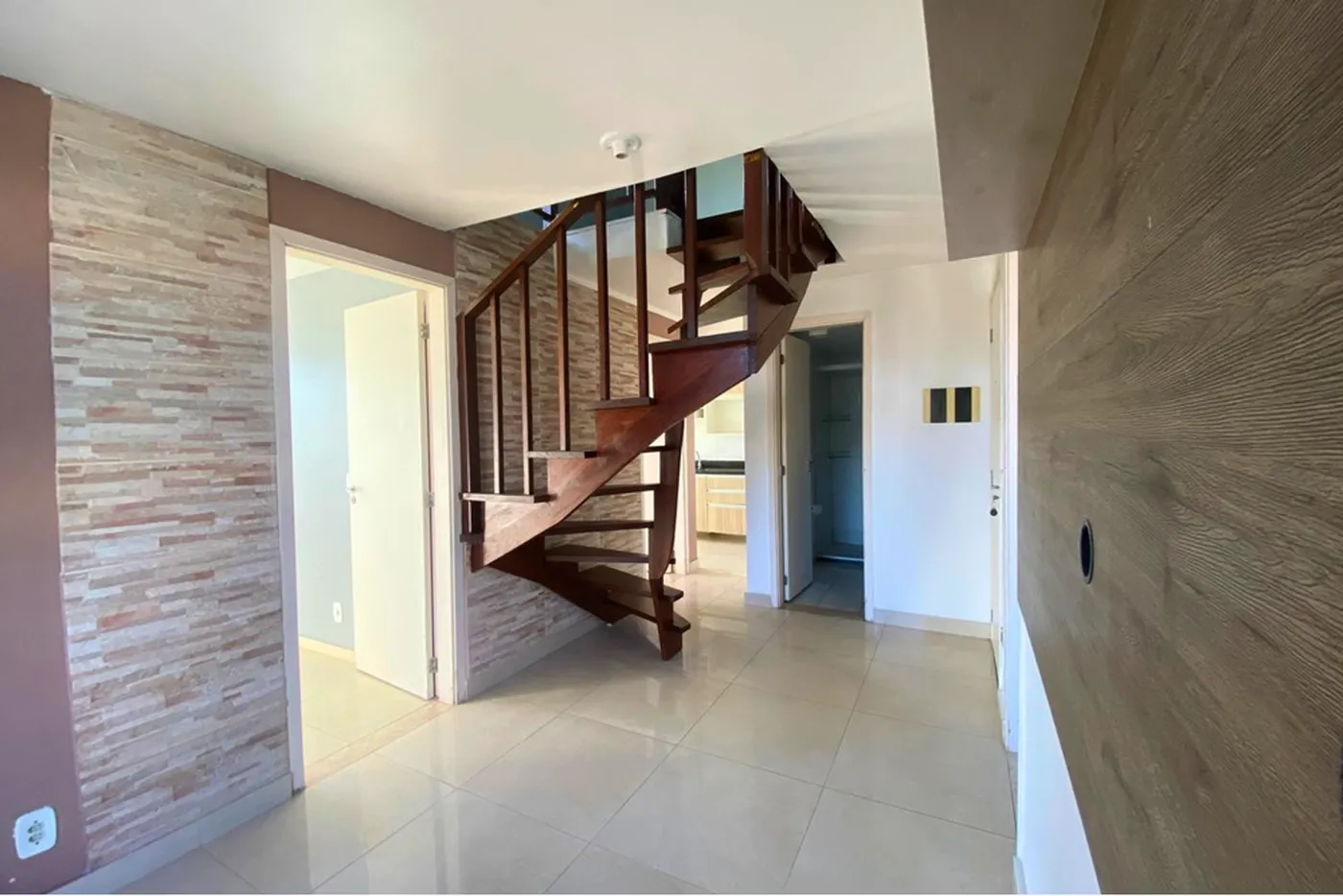 IA 2999 Apto 610241038-6 - REMAX 520 Exclusividades
