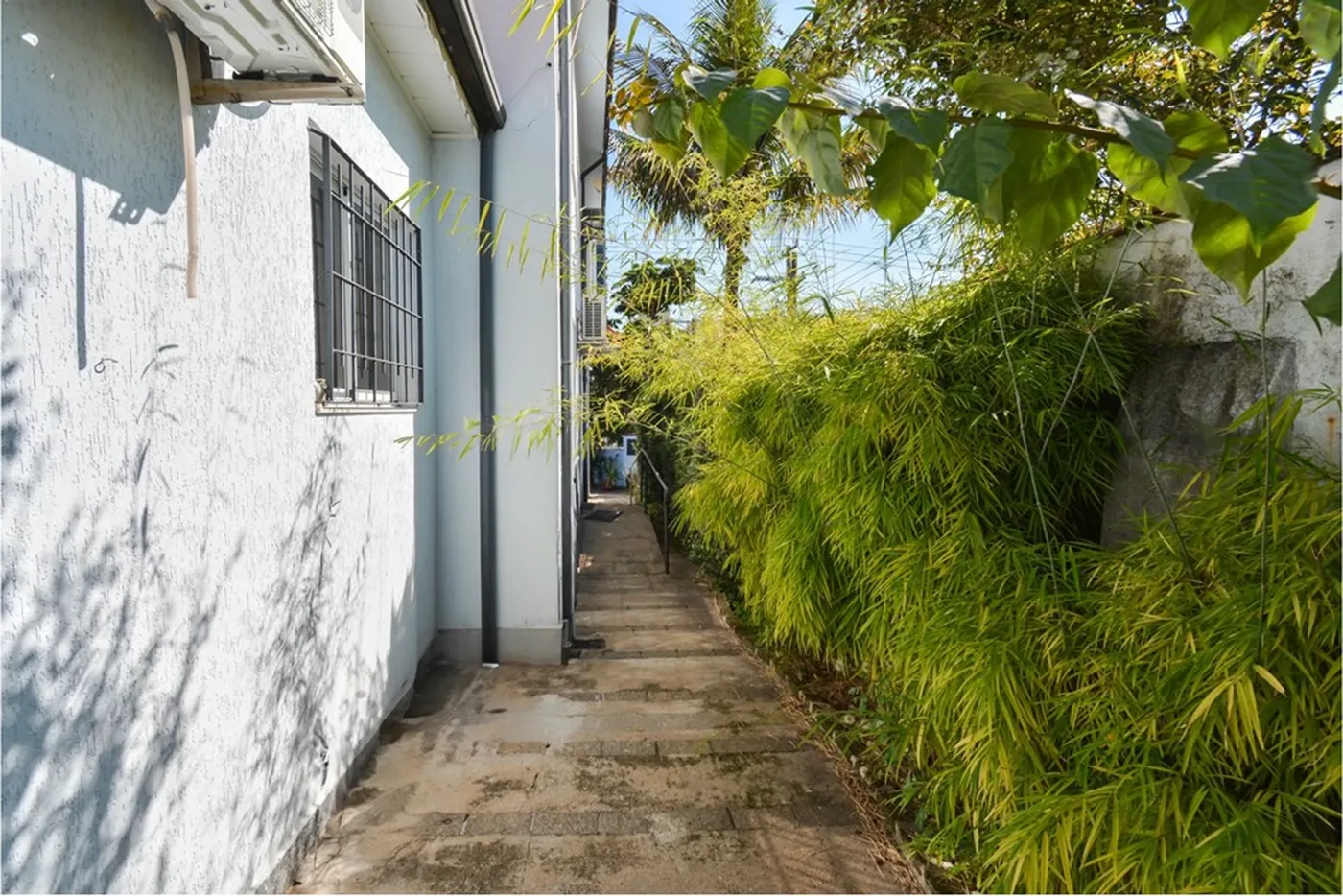 CTS 905 Prédio 601131017-45 - REMAX Ares Exclusividades