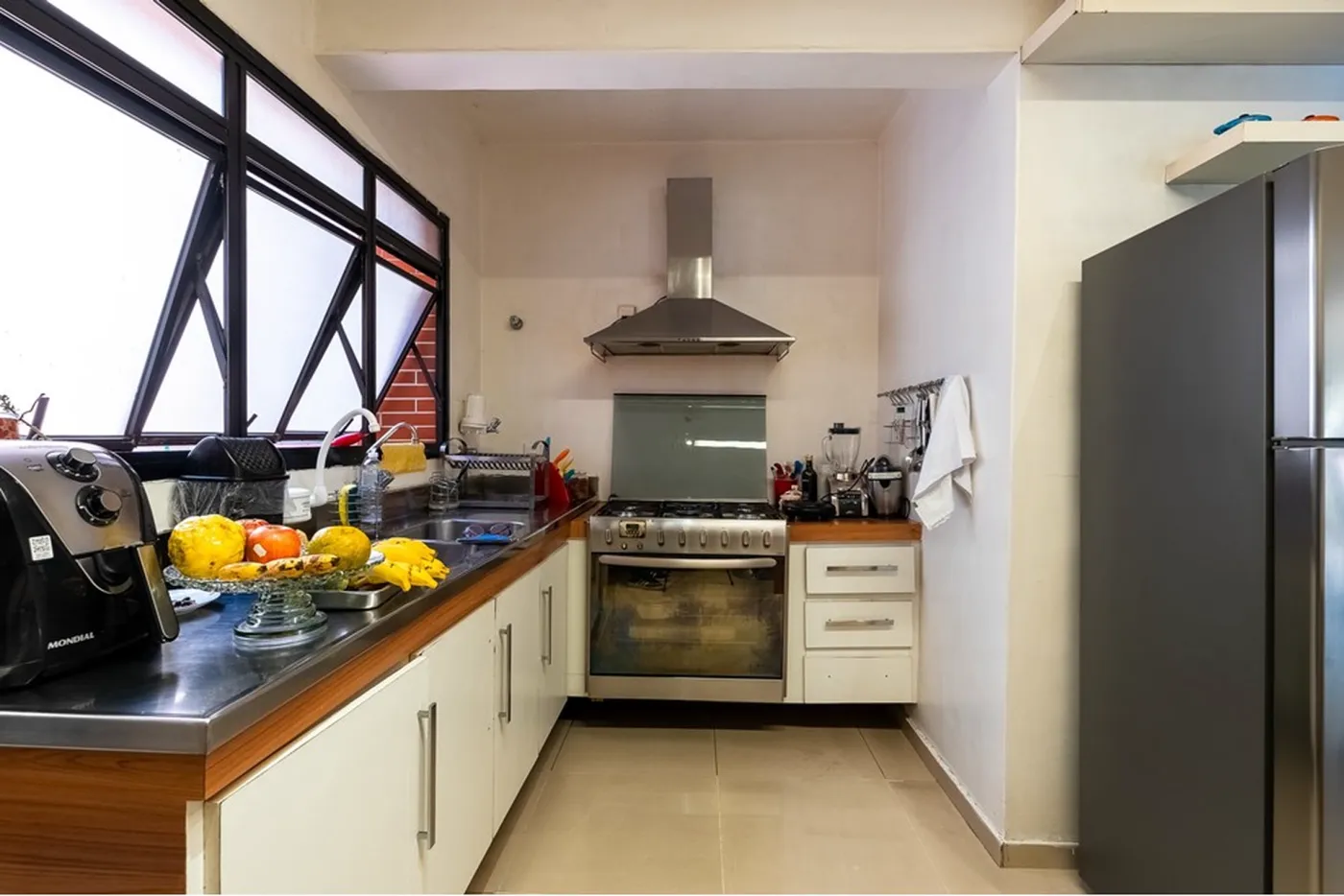 VMPS 191 Apto 601971084-16 - REMAX Empire Exclusividades