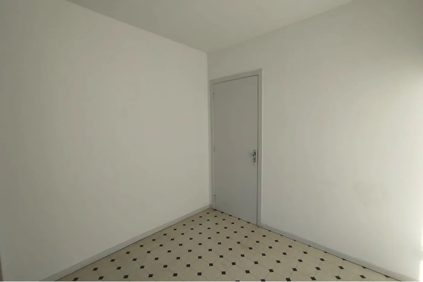 MDVDT 371 Sala 612511061-11 - REMAX Moderna Exclusividades
