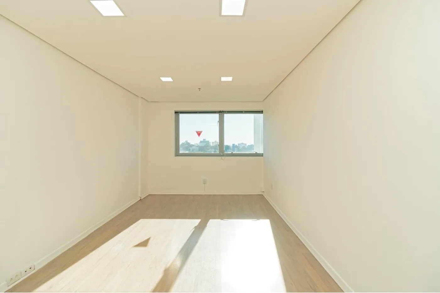 SSAB 4556 Sala 612491035-12 - REMAX Trend Exclusividades