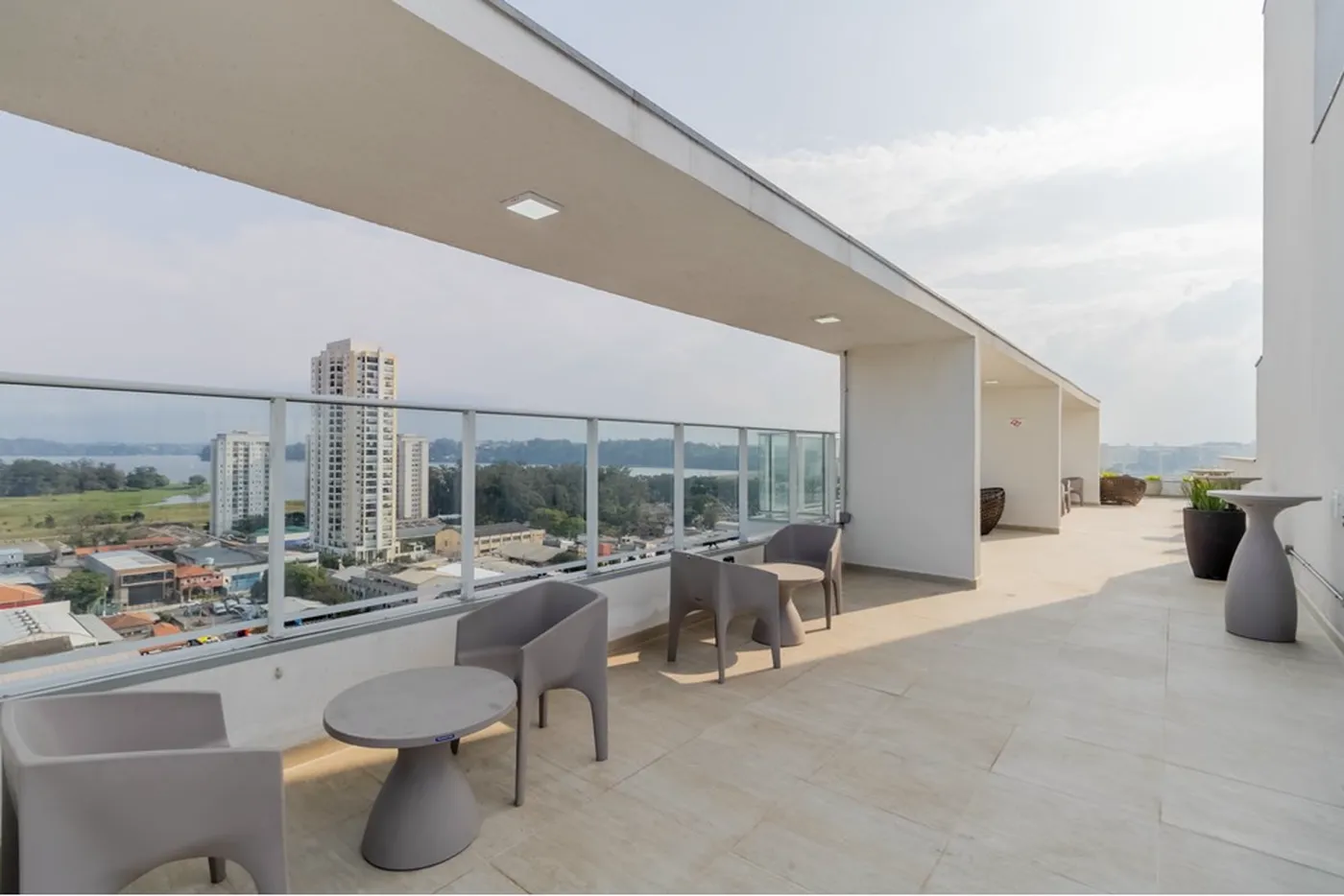 SDI 177 Apto 601371039-13 - REMAX Boutique Exclusividades