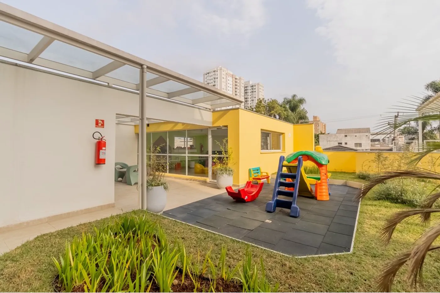 SDI 177 Apto 601371039-13 - REMAX Boutique Exclusividades