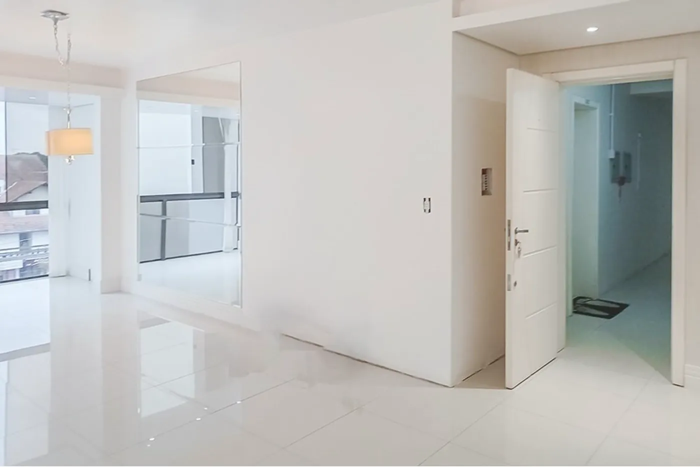 CRB 375 Apto 610441002-8 - REMAX Diamond Orla Exclusividades