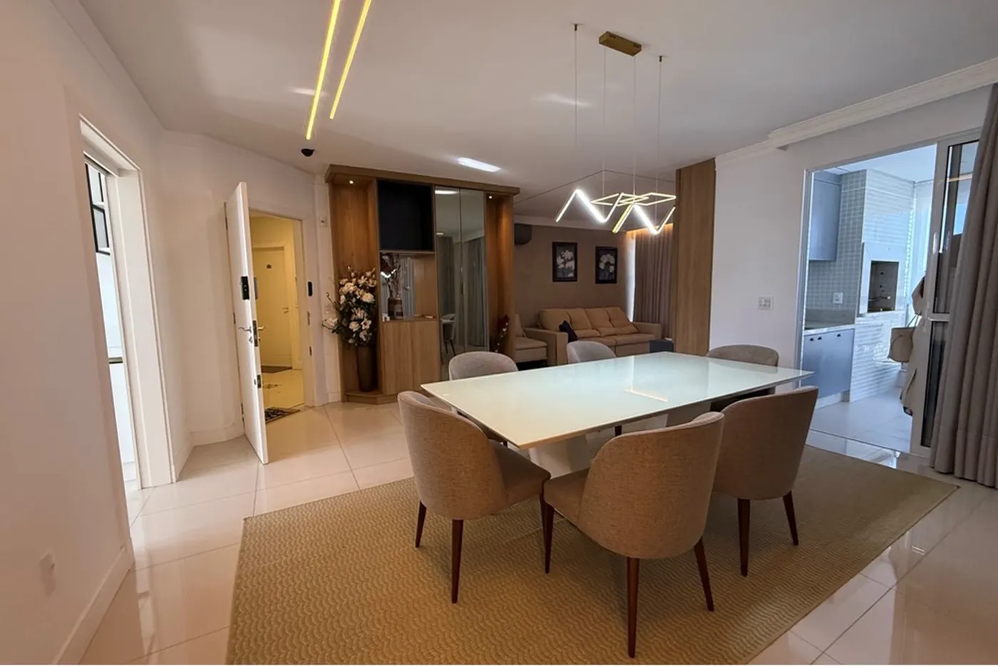 C1 199 Apto 590231080-65 - REMAX Dream On Exclusividades
