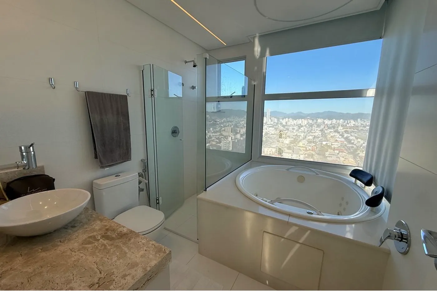 C1 199 Apto 590231080-65 - REMAX Dream On Exclusividades