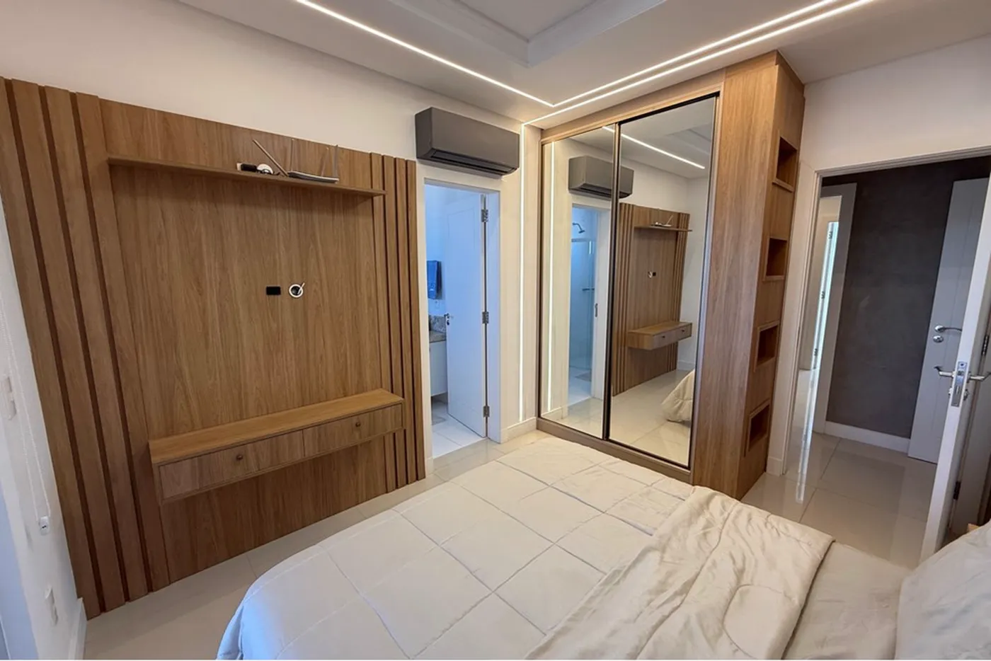 C1 199 Apto 590231080-65 - REMAX Dream On Exclusividades