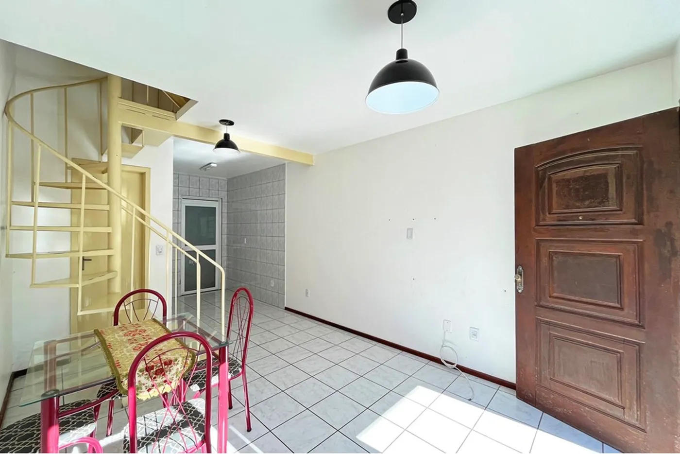 VNMC 100 Casa 610191037-84 - REMAX Casa Sul Exclusividades