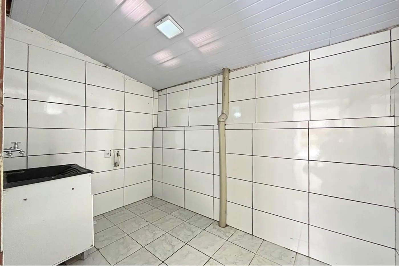VNMC 100 Casa 610191037-84 - REMAX Casa Sul Exclusividades