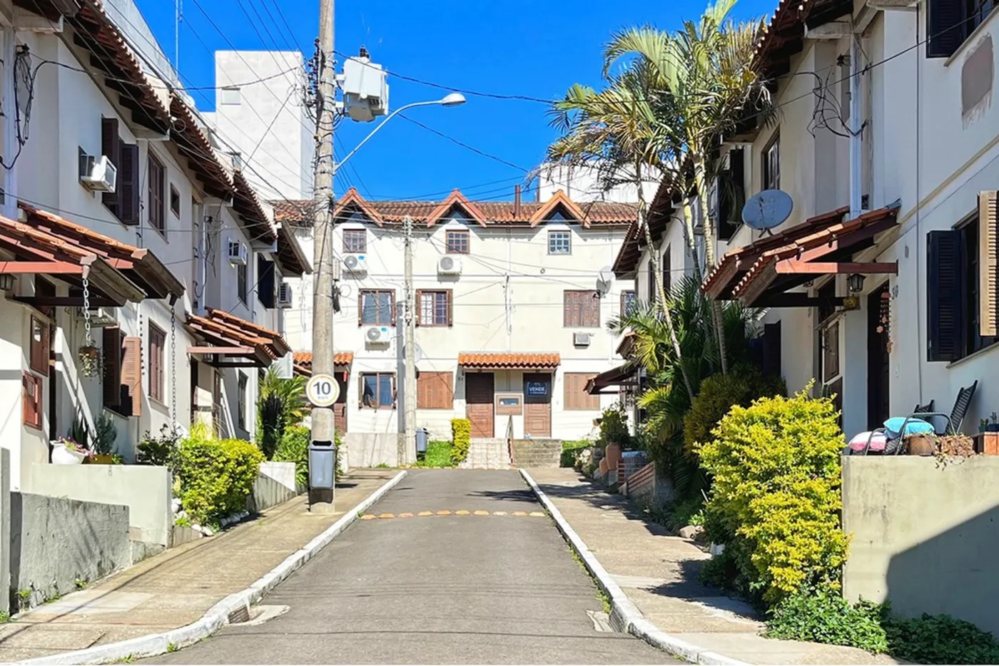VNMC 100 Casa 610191037-84 - REMAX Casa Sul Exclusividades