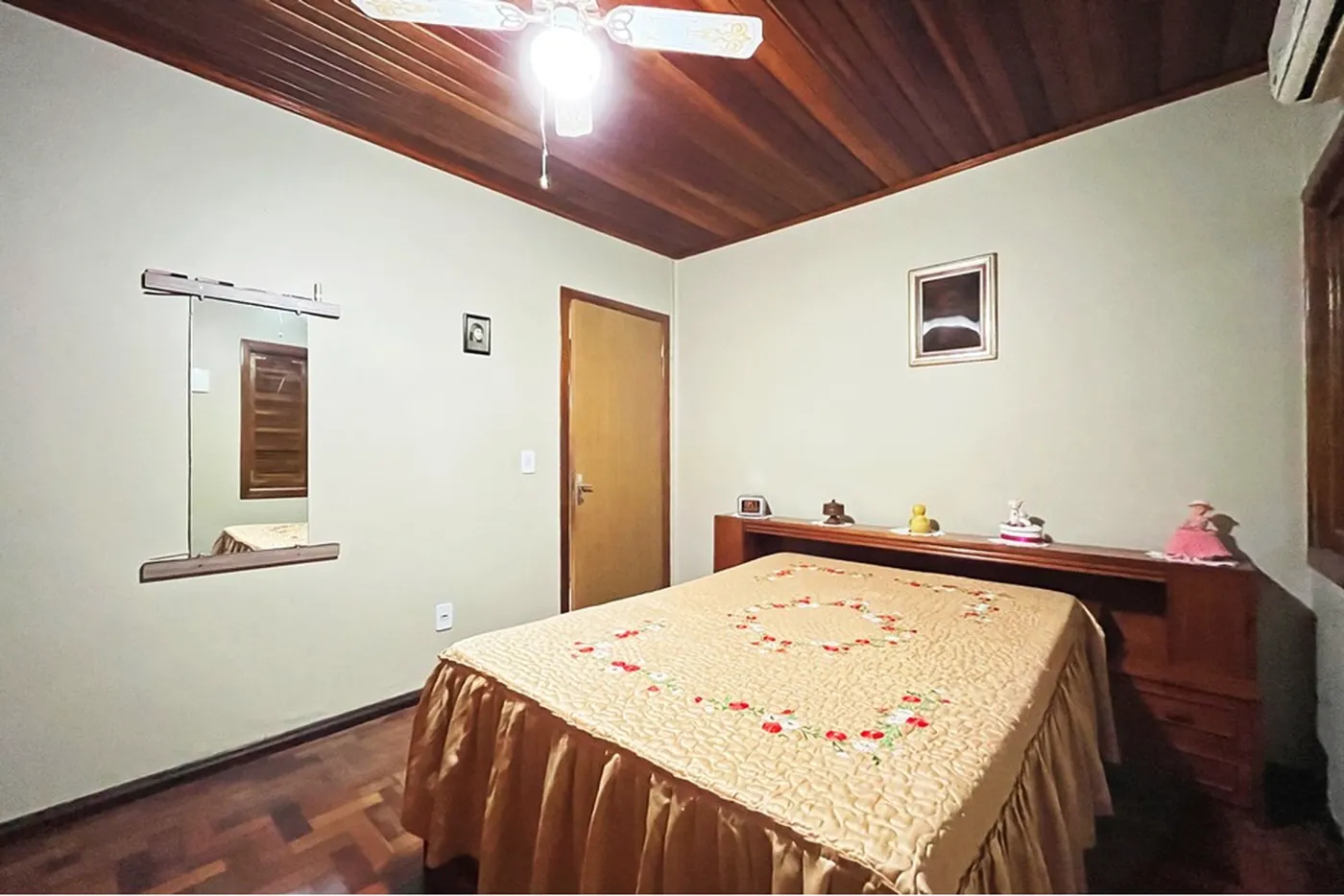 VNOG 62 Casa 610191037-87 - REMAX Casa Sul Exclusividades