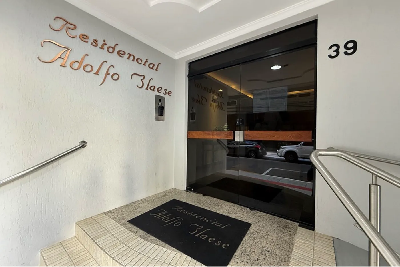 C3 39 Apto 590231080-66 - REMAX Dream On Exclusividades