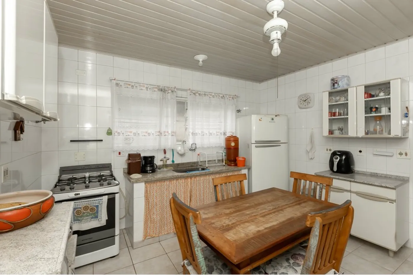 CMDEFC 71 Casa 602291041-4 - REMAX B12 Exclusividades
