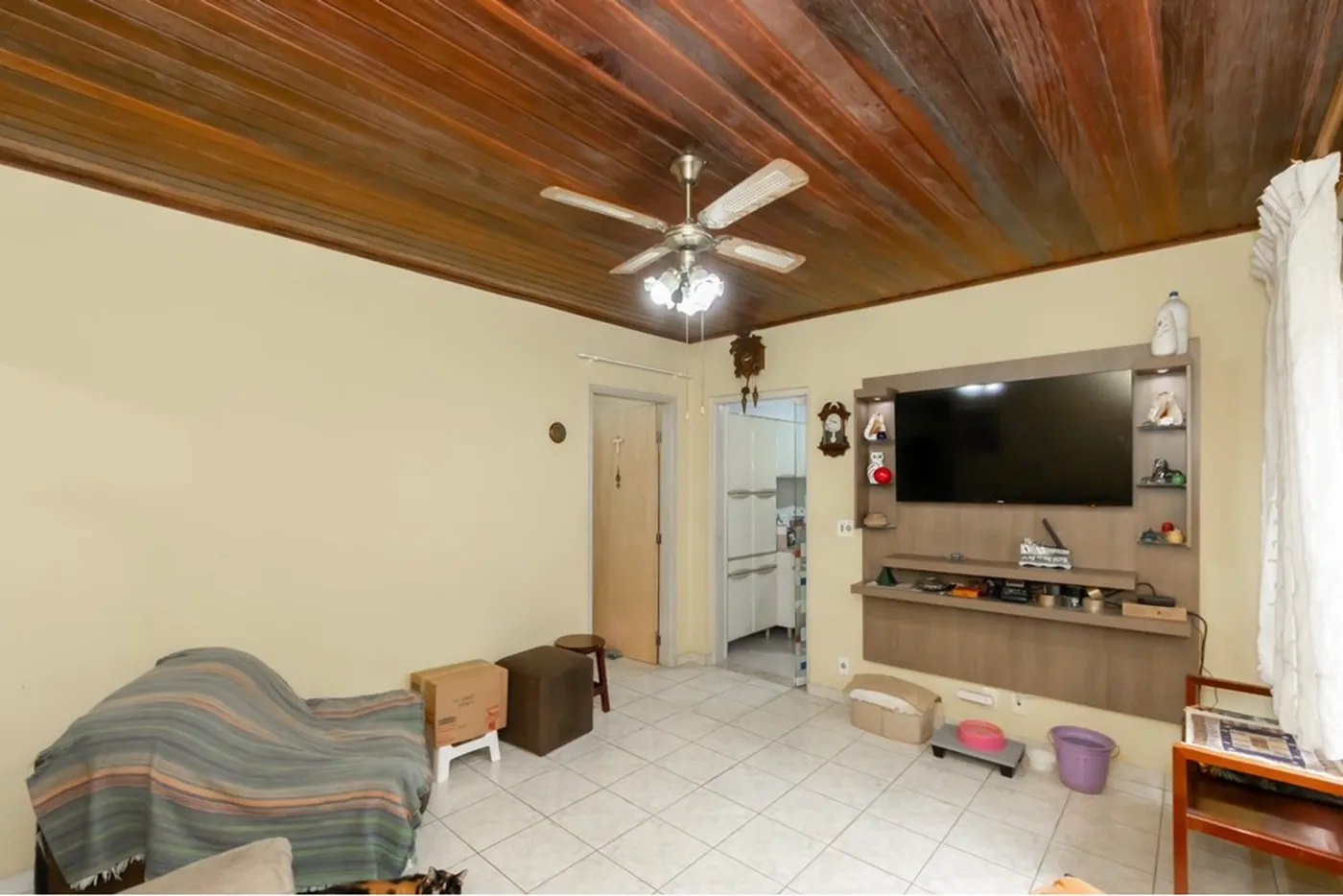 CMDEFC 71 Casa 602291041-4 - REMAX B12 Exclusividades