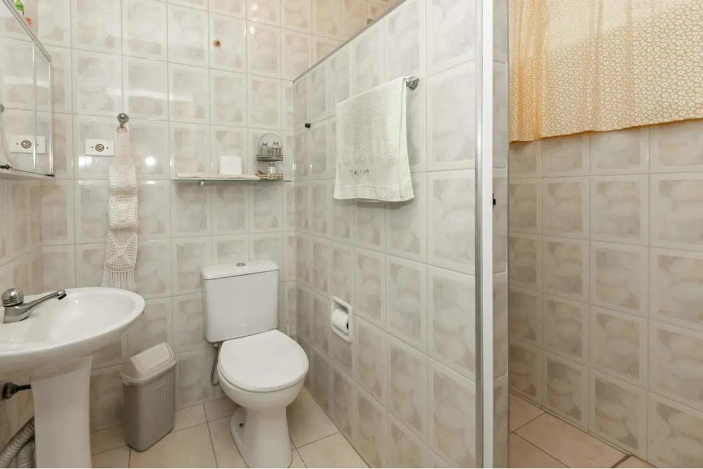 CMDEFC 71 Casa 602291041-4 - REMAX B12 Exclusividades