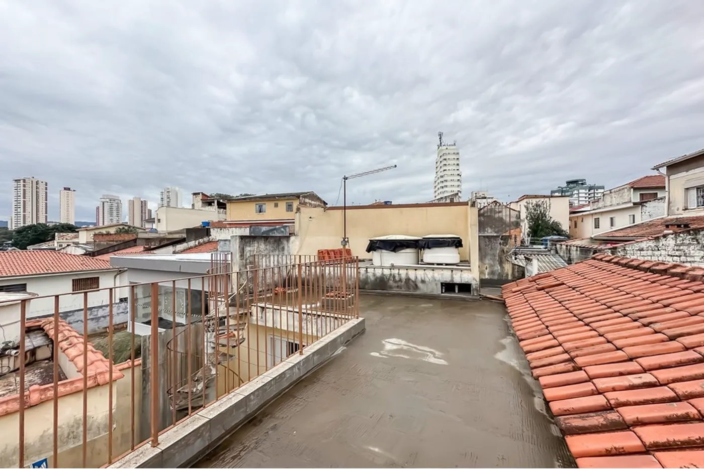 CMDEFC 71 Casa 602291041-4 - REMAX B12 Exclusividades