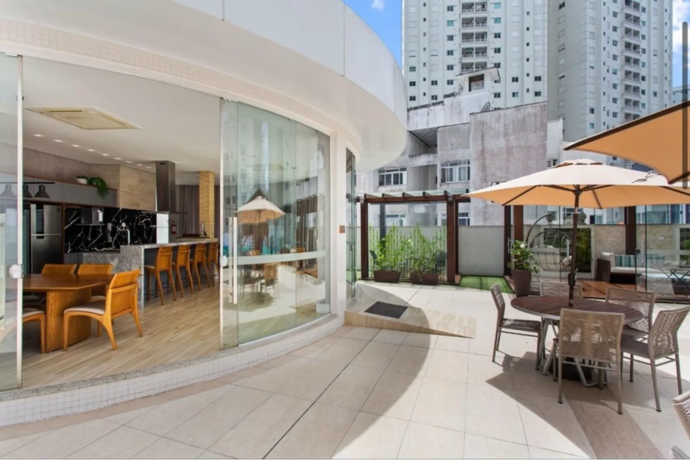 CB 3551 Apto 590231111-61 - REMAX Dream On Exclusividades