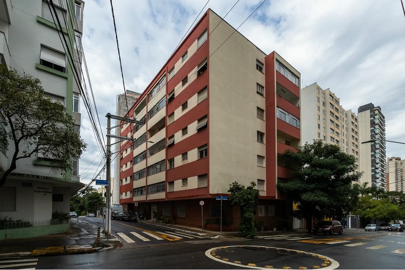 PAM 141 Apto 601971051-44 - REMAX Empire Exclusividades