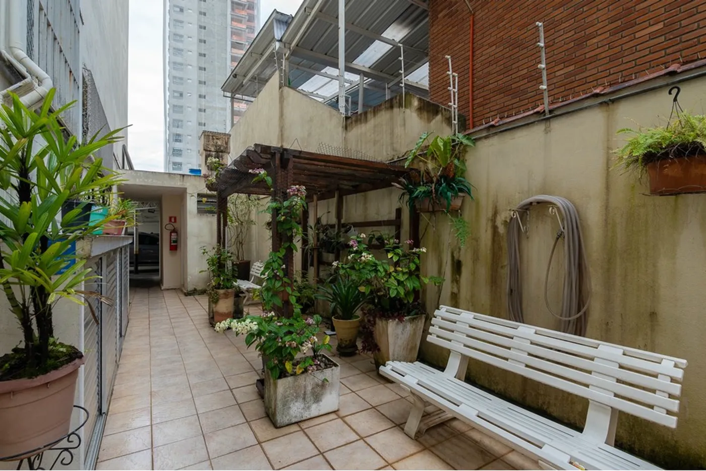 PAM 141 Apto 601971051-44 - REMAX Empire Exclusividades