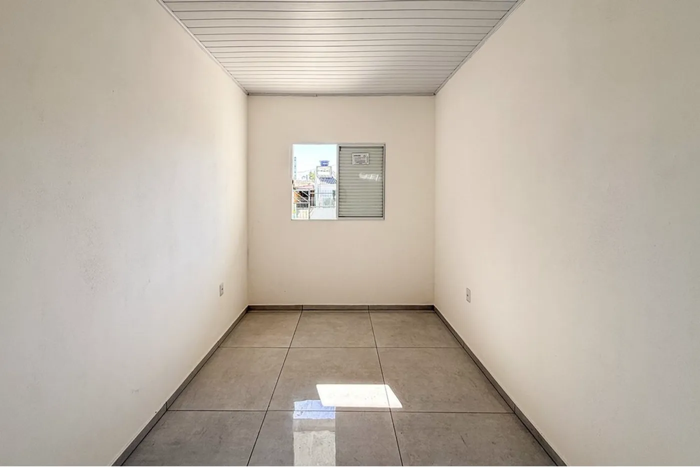 GE 25 Casa 612651026-27 - REMAX Pillares Exclusividades