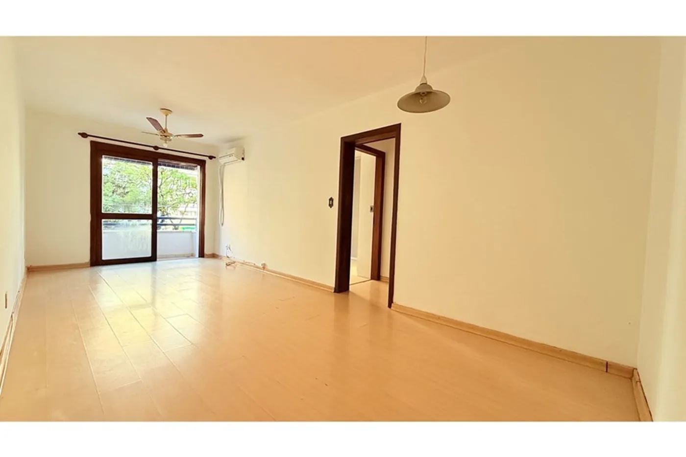 BFHD 182 Apto 610101007-31 - REMAX Tri Exclusividades