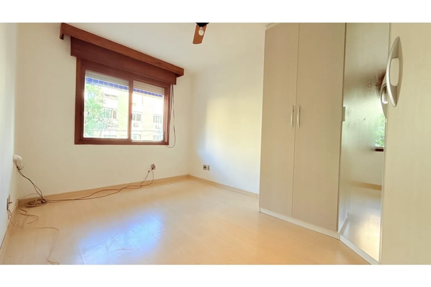 BFHD 182 Apto 610101007-31 - REMAX Tri Exclusividades