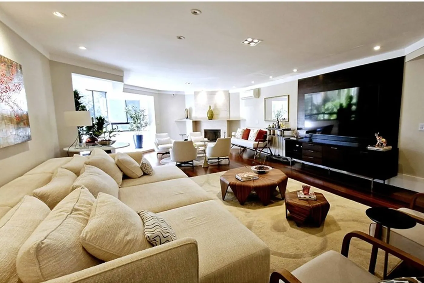 PDMADT 325 Apto 601361044-49 - REMAX Trio Exclusividades