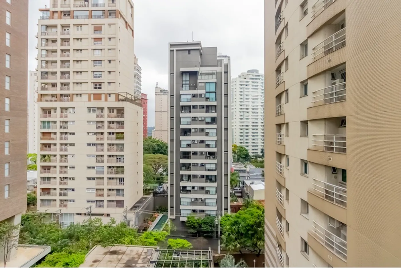 IBJC 157 Apto 601361051-26 - REMAX Trio Exclusividades
