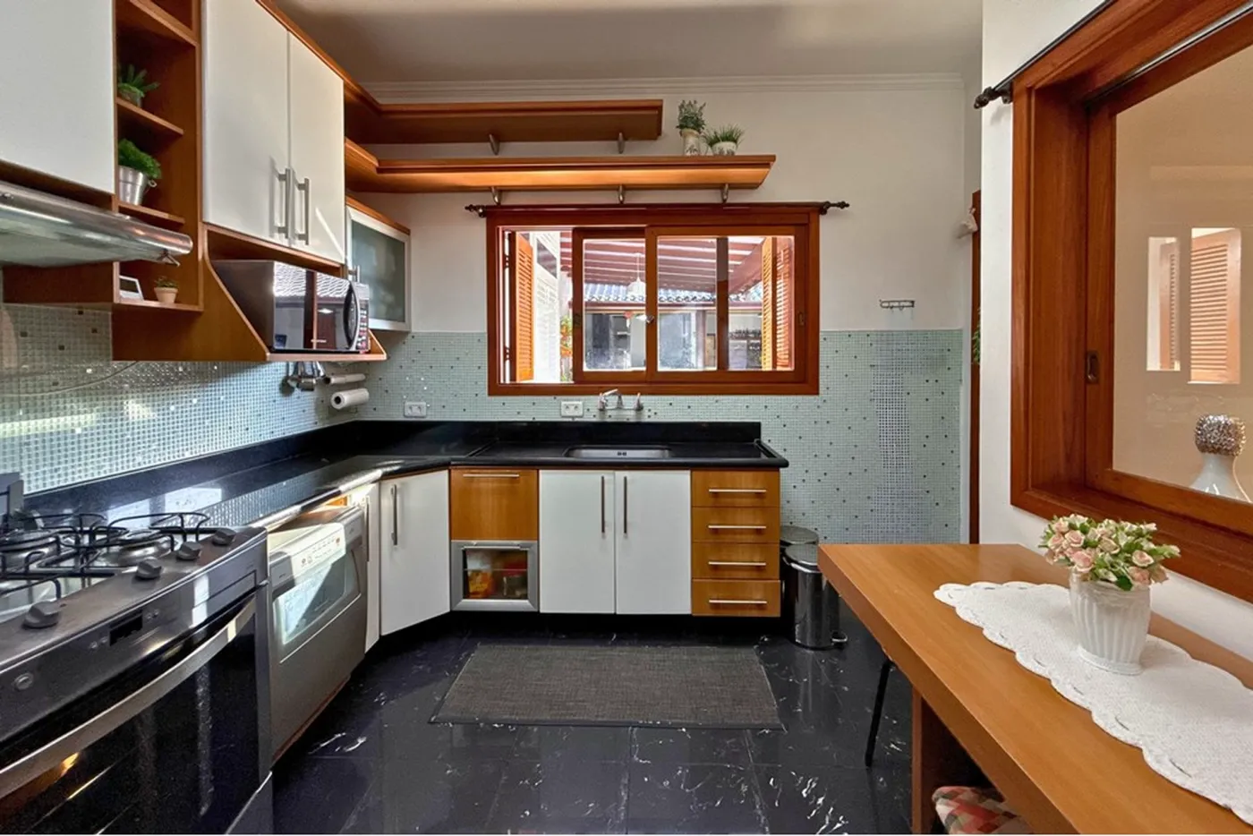 SJI 126 Casa 610241038-7 - REMAX 520 Exclusividades