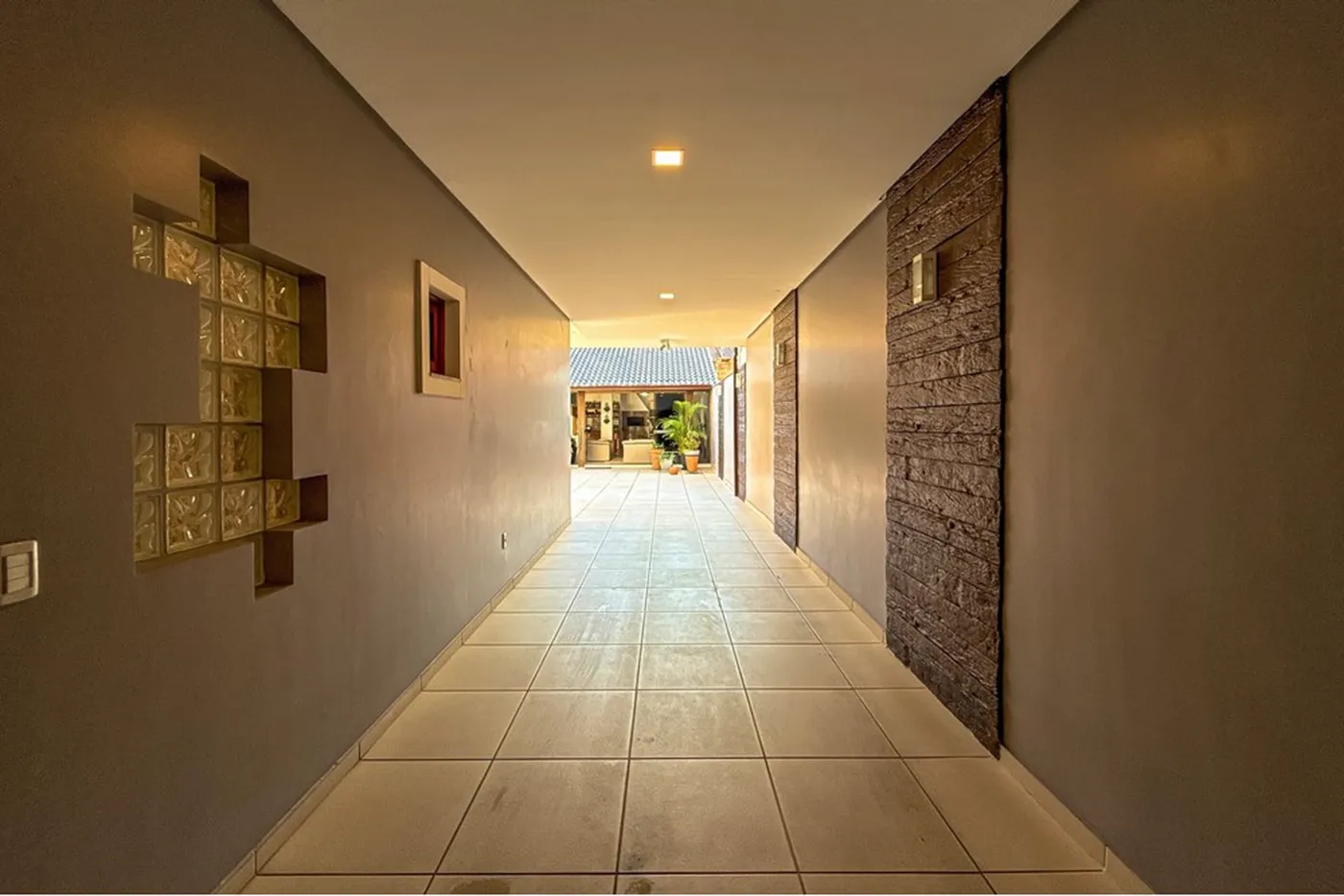 SJI 126 Casa 610241038-7 - REMAX 520 Exclusividades