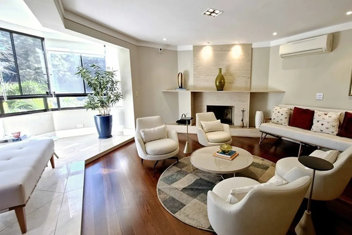 PDMADT 325 Apto 601361044-49 - REMAX Trio Exclusividades