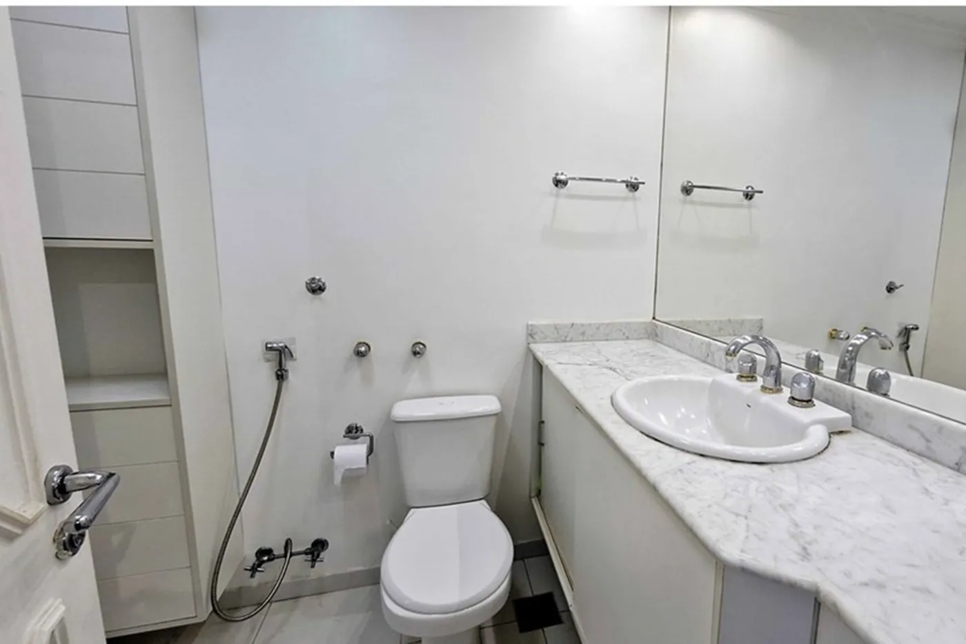 PDMADT 325 Apto 601361044-49 - REMAX Trio Exclusividades