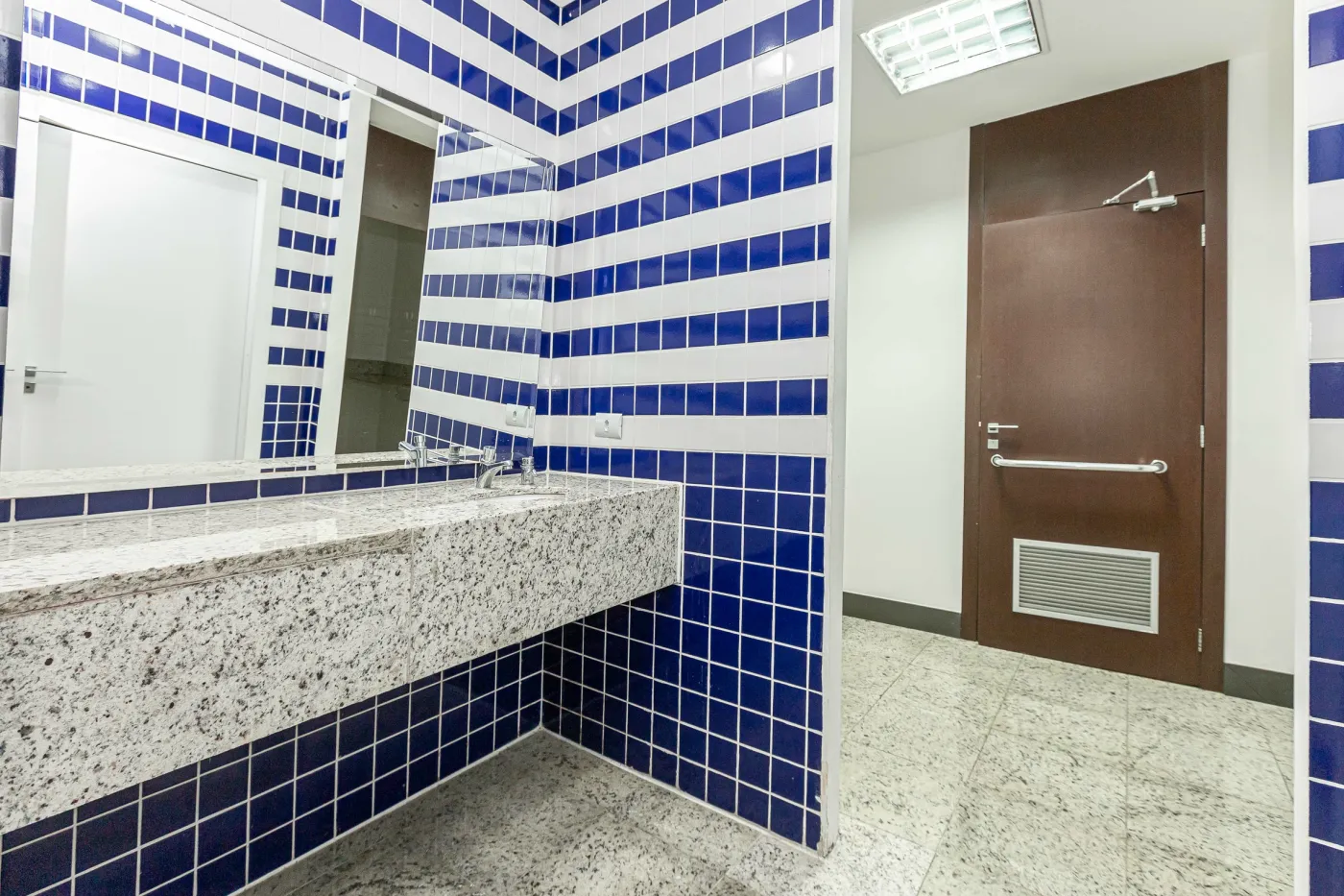 Corporate Emiliano - Invespark