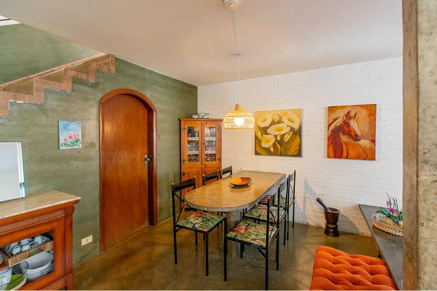 VSLS 142 601131003-85 - REMAX Ares Exclusividades