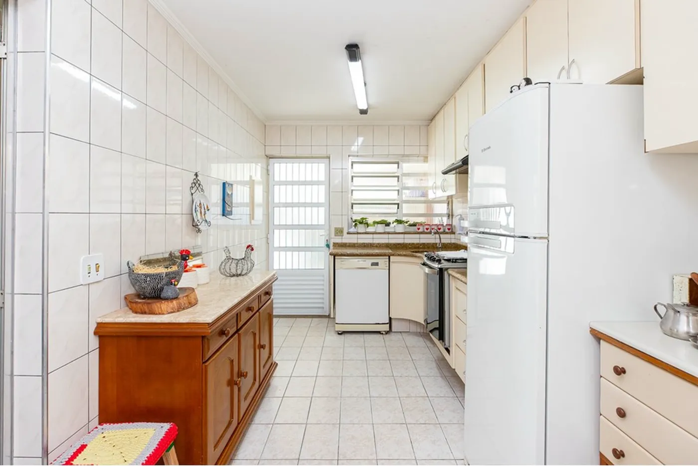 VSLS 142 601131003-85 - REMAX Ares Exclusividades