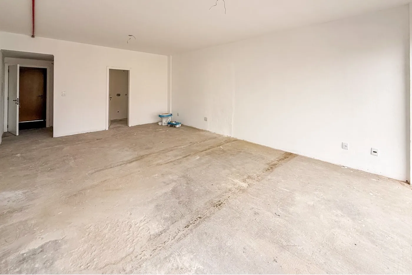 CDM 111 Sala 612651033-81 - REMAX Pillares Exclusividades